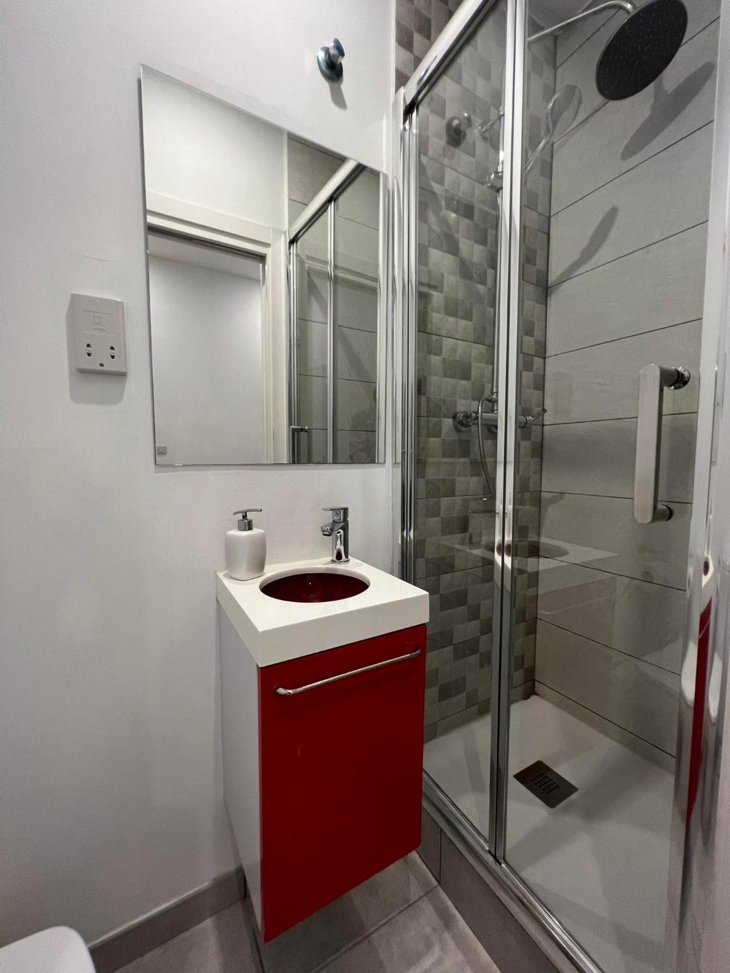 2Br And 2Ba In The Zoko Cozy And Convenient Apartment Gibraltar Exterior photo